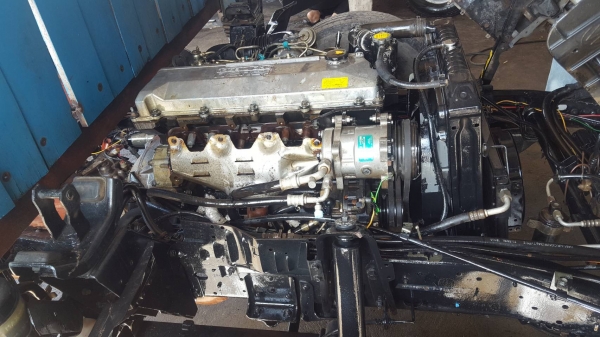 ISUZU NPR120แรงม้า ปี43 เครื่องฝาขาว เครื่องดี คัทซีสวย กระบะคาร์โก้ ยาว 5 ม. เล่มพร้อมโอน ราคาต่อรองได้ สนใจสอบถามได้ครับ 0872976734