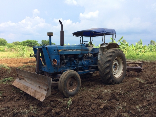 ขายด่วน Ford 6600 T5 ใบดันหน้า ผานหลัง ขายด่วน Ford 6600 T5 ใบดันหน้า ผานหลัง