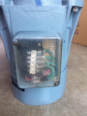 มอเตอร์เกียรนิปปอนมือสอง 1.1 KW. อัตราทด 1/11 ไฟ 380 VAC 3 เฟส เก่าญี่ปุ่นแท้ พร้อมใช้งาน อุปกรณ์ครบ