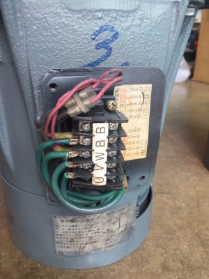 มอเตอร์เกียรนิปปอนมือสอง 1.1 KW. อัตราทด 1/11 ไฟ 380 VAC 3 เฟส เก่าญี่ปุ่นแท้ พร้อมใช้งาน อุปกรณ์ครบ