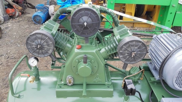 ** SOLD ** ปั้มลมฟูเช็ง FUSHENG 10 HP 300 Lite 380V พร้อมใช้งาน