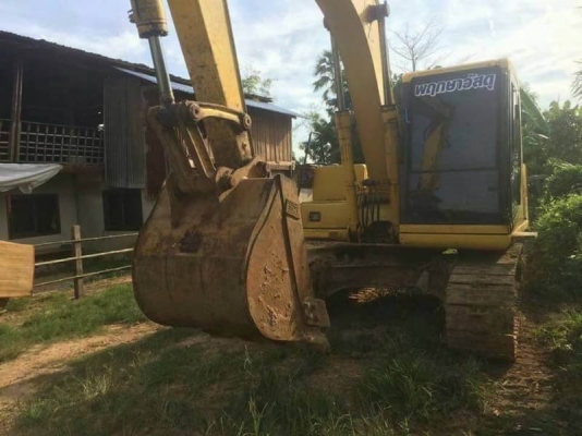 ขายด่วน KOMATSU PC120-6 สภาพสวยพร้อมใช้งาน เครื่องปั้มดีเยี่ยม รถพร้อมลุยงาน ระบบเต็ม เอกสารใบอินวอยซ์ สนใจสอบถาม 093-0764943 088-3223272 k ตั้ม