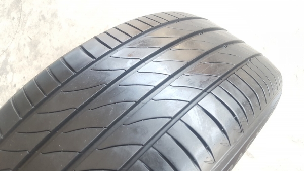 ขายยาง215/55/16 ปี 16 MICHERLIN 3ST 4 เส้น ขายยาง215/55/16 ปี 16 MICHERLIN 3ST 4 เส้น
