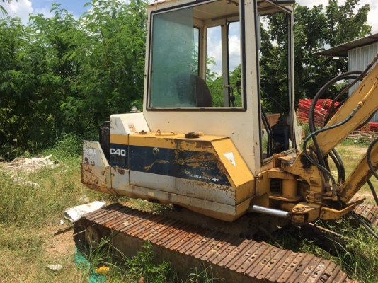 ขายด่วน แม็คโคร KOMATSU PC40-6 สภาพสวยพร้อมใช้งาน เครื่องปั้มดี เยี่ยม รถพร้อมลุยงาน สนใจโทรสอบถาม 093-0764943 088-3223272 k ตั้ม