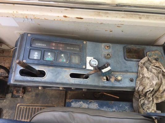 ขายด่วน แม็คโคร KOMATSU PC40-6 สภาพสวยพร้อมใช้งาน เครื่องปั้มดี เยี่ยม รถพร้อมลุยงาน สนใจโทรสอบถาม 093-0764943 088-3223272 k ตั้ม