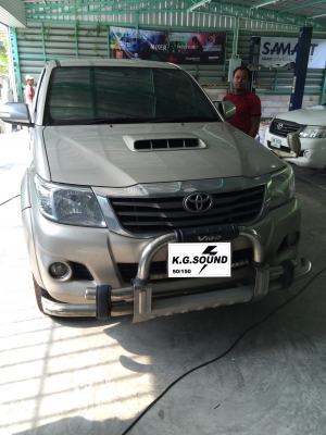 ขายปรีแอมป์ยี่ห้อ Clarion รุ่น EQS746 คุณภาพเสียงดีแนว SQ ขายปรีแอมป์ยี่ห้อ Clarion รุ่น EQS746 คุณภาพเสียงดีแนว SQ