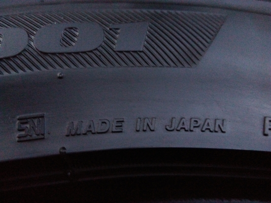 ขายยางบริดสโตน245/45R17 MADE IN JAPAN ยางปลายปี12 ดอกยางหนาเต็มทุกเส้นไม่แตกลายไม่ร้าวไม่กินข้างไม่ม ขายยางบริดสโตน245/45R17 MADE IN JAPAN ยางปลายปี12 ดอกยางหนาเต็มทุกเส้นไม่แตกลายไม่ร้าวไม่กินข้างไม่ม