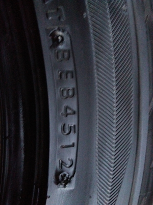ขายยางบริดสโตน245/45R17 MADE IN JAPAN ยางปลายปี12 ดอกยางหนาเต็มทุกเส้นไม่แตกลายไม่ร้าวไม่กินข้างไม่ม ขายยางบริดสโตน245/45R17 MADE IN JAPAN ยางปลายปี12 ดอกยางหนาเต็มทุกเส้นไม่แตกลายไม่ร้าวไม่กินข้างไม่ม