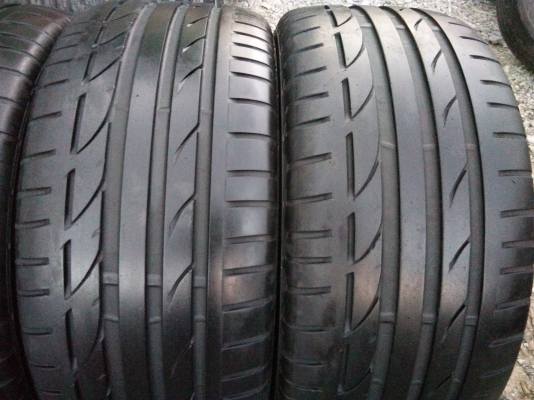 ขายยางบริดสโตน245/45R17 MADE IN JAPAN ยางปลายปี12 ดอกยางหนาเต็มทุกเส้นไม่แตกลายไม่ร้าวไม่กินข้างไม่ม