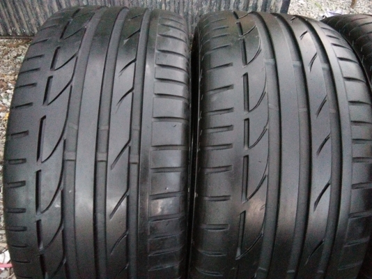 ขายยางบริดสโตน245/45R17 MADE IN JAPAN ยางปลายปี12 ดอกยางหนาเต็มทุกเส้นไม่แตกลายไม่ร้าวไม่กินข้างไม่ม