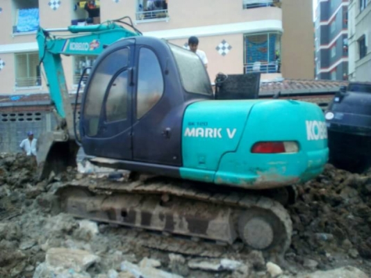 KOBELCO SK100-5