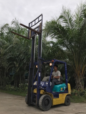 ขายFORKLIFT KOMATSU FG15-17(1.5ตัน) สวยเดิมจากญี่ปุ่น ยังไม่เคยใช้ในไทย 135,000เท่านั้น!!