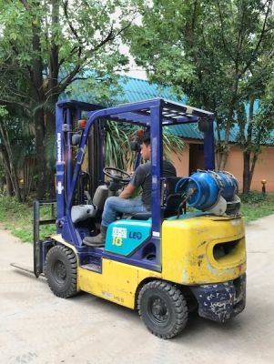 ขายFORKLIFT KOMATSU FG18-16(เสา5เมตร)(ฟรูฟรี้)(งาสไลด์)(1.8ตัน) สวยเดิมจากญี่ปุ่น ยังไม่เคยใช้ในไทย 185,000เท่านั้น!!