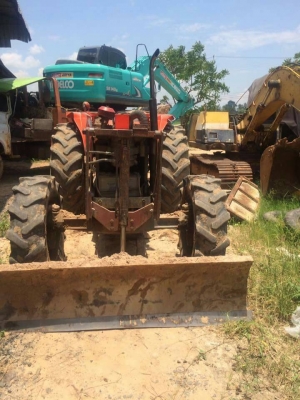 M8030พร้อมอุปกรณ์หน้าหลัง เครื่องดี.ปั้มแรง.เล่มทะเบียนพร้อม.ใช้งานปรกติครับ ราคา185000ต่อรองโทร.0875511464-0636359242