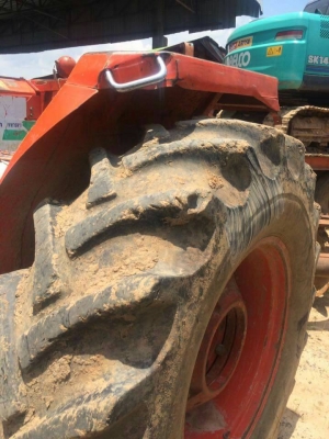 M8030พร้อมอุปกรณ์หน้าหลัง เครื่องดี.ปั้มแรง.เล่มทะเบียนพร้อม.ใช้งานปรกติครับ ราคา185000ต่อรองโทร.0875511464-0636359242