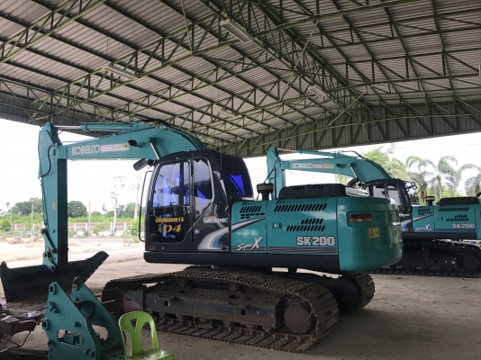 ขาย KOBELCO SUPER-X 8000 ชม สภาพสวยมาก เดิมๆทั้งคัน สนใจติดต่อ 081-4283210ไอดีไลน์ kobelco.14