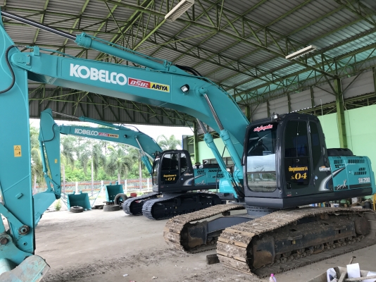 ขาย KOBELCO SUPER-X 8000 ชม สภาพสวยมาก เดิมๆทั้งคัน สนใจติดต่อ 081-4283210ไอดีไลน์ kobelco.14