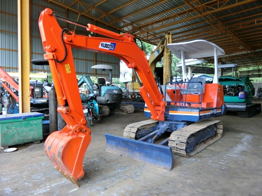 ขายรถขุด KUBOTA KH-90 (ขนาดเทียบเท่า Pc35) เก่านอกญี่ปุ่น สวย เครื่องดีระบบไว พร้อมทำสี ราคา265,000-.฿ (ต่อรองได้) สนใจติดต่อ:096-5411713 หรือ 092-5768909(คุณวัชรัตน์) (ยินดีให้บริการ 24 ชั่วโมง)