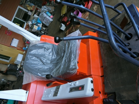 ขายรถขุด KUBOTA KH-90 มีVDOการทำงาน (ขนาดเทียบเท่า Pc35) เก่านอกญี่ปุ่น สวย เครื่องดีระบบไว พร้อมทำสี ราคา265,000-.฿ (ต่อรองได้) สนใจติดต่อ:096-5411713 หรือ 092-5768909(คุณวัชรัตน์) (ยินดีให้บริการ 24 ชั่วโมง) ขายรถขุด KUBOTA KH-90 มีVDOการทำงาน (ขนาดเทียบเท่า Pc35) เก่านอกญี่ปุ่น สวย เครื่องดีระบบไว พร้อมทำสี ราคา265,000-.฿ (ต่อรองได้) สนใจติดต่อ:096-5411713 หรือ 092-5768909(คุณวัชรัตน์) (ยินดีให้บริการ 24 ชั่วโมง)