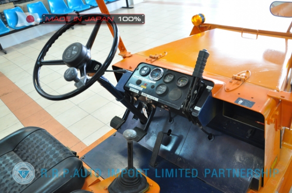 ขายรถลากในสนามบินมือสอง TOYOTA รุ่น P807-TG10-15490 นำเข้าจากประเทศญี่ปุ่น 100\% ไม่เคยใช้งานในไทย