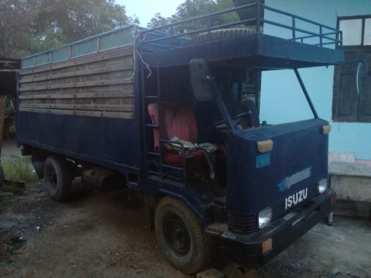 อีแต๋นสี่ล้อดั๊มพร้อมใช้งาน