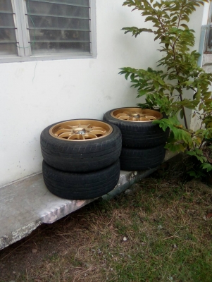 แม๊ก RZ-DF. ADVAN Racing ขอบ17 พร้อมยาง 205/45R17  MAXXIS ปี14 ชุด 4 ล้อ โทร.081-427-3941