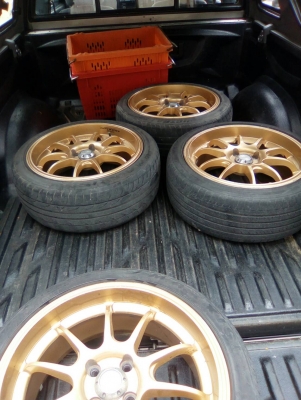 แม๊ก RZ-DF. ADVAN Racing ขอบ17 พร้อมยาง 205/45R17  MAXXIS ปี14 ชุด 4 ล้อ โทร.081-427-3941