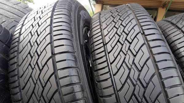 ขายล้อแม็กป้ายแดง hyundai h1 16" สนใจติดต่อร้าน ก.เจริญการยางครับ 081-3747940 ขายล้อแม็กป้ายแดง hyundai h1 16" สนใจติดต่อร้าน ก.เจริญการยางครับ 081-3747940