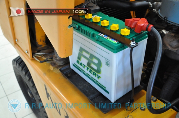 รถโฟล์คลิฟท์พร้อมขาย KOMATSU รุ่น FD25-7-13909 นำเข้าจากประเทศญี่ปุ่น 100\% ไม่เคยใช้งานในไทย