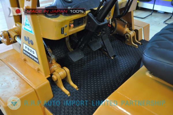 รถโฟล์คลิฟท์พร้อมขาย KOMATSU รุ่น FD25-7-13909 นำเข้าจากประเทศญี่ปุ่น 100\% ไม่เคยใช้งานในไทย