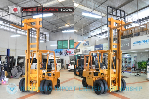 รถโฟล์คลิฟท์พร้อมขาย KOMATSU รุ่น FD25-7-13909 นำเข้าจากประเทศญี่ปุ่น 100\% ไม่เคยใช้งานในไทย