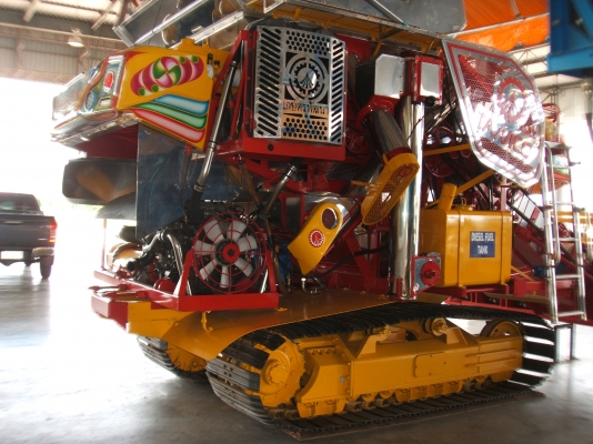 รับสมัครคนขับรถเกี่ยวข้าว 2 ตำแหน่ง ไร่ละ 100 บาท ต่อคน สนใจติดต่อ 087-2267088