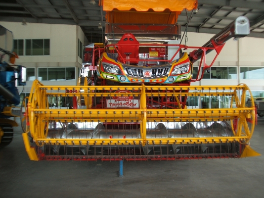 รับสมัครคนขับรถเกี่ยวข้าว 2 ตำแหน่ง ไร่ละ 100 บาท ต่อคน สนใจติดต่อ 087-2267088 รับสมัครคนขับรถเกี่ยวข้าว 2 ตำแหน่ง ไร่ละ 100 บาท ต่อคน สนใจติดต่อ 087-2267088