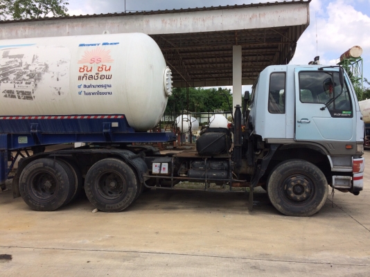 หัวลาก Hino+หางบรรทุก LPG เจ้าของขายเอง หัวลาก Hino+หางบรรทุก LPG เจ้าของขายเอง