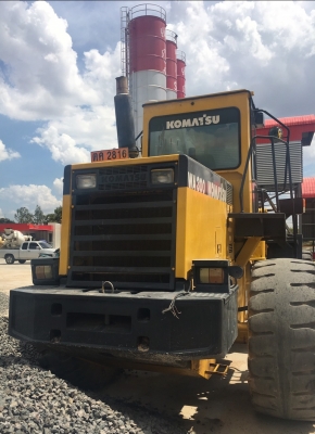 รถตักล้อยาง KOMATSU WA300-1 สภาพนางฟ้า เอกสารเล่มทะเบียน พร้อมขาย รถตักล้อยาง KOMATSU WA300-1 สภาพนางฟ้า เอกสารเล่มทะเบียน พร้อมขาย