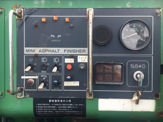 Sumitomo HB25W-2 รถปูยาง 3 เมตร นำเข้าจากญี่ปุ่น โทร. 080-6565422 (หนิง)