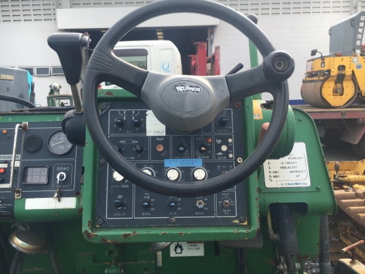 Sumitomo HB25W-2 รถปูยาง 3 เมตร นำเข้าจากญี่ปุ่น โทร. 080-6565422 (หนิง)