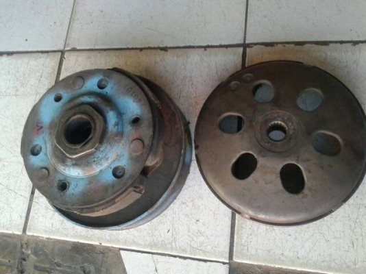 ชาร์มครัชออโต้ Click 110