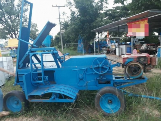 เครื่องอัดฟาง