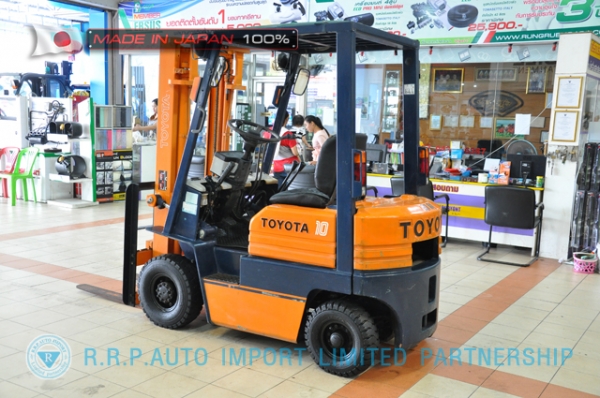 ขายรถโฟล์คลิฟท์มือสอง TOYOTA รุ่น 5FG10-14267 นำเข้าจากประเทศญี่ปุ่น 100\% ไม่เคยใช้งานในไทย