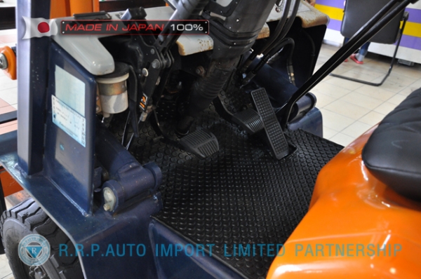 ขายรถโฟล์คลิฟท์มือสอง TOYOTA รุ่น 5FG10-14267 นำเข้าจากประเทศญี่ปุ่น 100\% ไม่เคยใช้งานในไทย