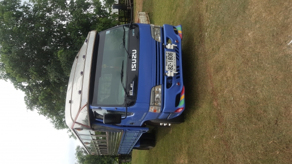 ขาย 6 ล้อ isuzu NPR โดยสาร 130 เเรงม้าเทอร์โบ ยาว 5 เมตร สภาพสวยมากพร้อมใช้ ยางใหม่6เส้น ขาย 6 ล้อ isuzu NPR โดยสาร 130 เเรงม้าเทอร์โบ ยาว 5 เมตร สภาพสวยมากพร้อมใช้ ยางใหม่6เส้น