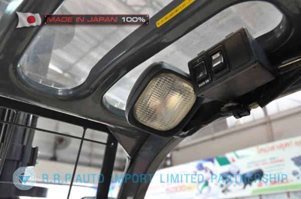 ขายรถโฟล์คลิฟท์มือสอง TOYOTA รุ่น 8FG30-30940 นำเข้าจากประเทศญี่ปุ่น 100\% ไม่เคยใช้งานในไทย