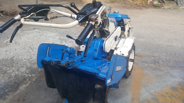 รถพรวนดิน 6 แรง เบนชิล รหัสสินค้า C1 - 5 สอบถามได้ต่อรองได้ขายได้ขาย ใบโรต้ารีเต็มๆๆ