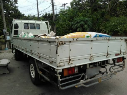 ISUZU NPR 130 แรงม้า ปี49 ยาว4.3 ม. เครื่องดี คัทซีสวย ไมล์49300 สภาพสวย พร้อมใช้งาน เล่มพร้อม ราคาต่อรองได้ครับ 0872976734