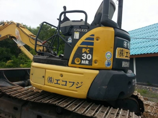 KOMATSU PC30-8 รถสวย เช็คนอก พร้อมใช้งาน 3000 ชั่วโมง มีอยู่2คัน ราคาต่อรองได้ สอบถามได้ครับ 0872976 KOMATSU PC30-8 รถสวย เช็คนอก พร้อมใช้งาน 3000 ชั่วโมง มีอยู่2คัน ราคาต่อรองได้ สอบถามได้ครับ 0872976