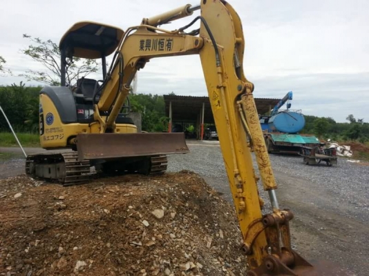 KOMATSU PC30-8 รถสวย เช็คนอก พร้อมใช้งาน 3000 ชั่วโมง มีอยู่2คัน ราคาต่อรองได้ สอบถามได้ครับ 0872976