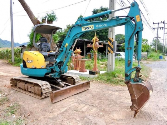 ขายรถขุด ยี่ห้อ : KUBOTA  แบบ : U-35S(ขนาดPC35) เก่านอกญี่ปุ่น100\% ไม่เคยใช้งานในไทย มีเอกสารใบอินวอย ** ราคา450,000 บาท ต่อรองได้คะ ** สนใจติดต่อ-สอบถามได้ตลอดเวลานะคะ     โทร: 099-907-9273 กิ๊ฟ กมลชนก     โทร : 099-907-3356 ช่างบัง ไอดี ไลน์ : gift_174