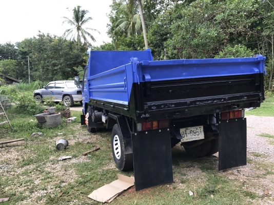 6ล้อดั้มพ์ ISUZU NPR 130แรงม้า ปี48 รถสวย เครื่องดี ไมล์แสนต้นๆ คัทซีสวย ราคาต่อรองได้ เล่มพร้อมโอน สอบถาม 0872976734