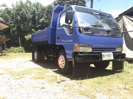 6ล้อดั้มพ์ ISUZU NPR 130แรงม้า ปี48 รถสวย เครื่องดี ไมล์แสนต้นๆ คัทซีสวย ราคาต่อรองได้ เล่มพร้อมโอน สอบถาม 0872976734